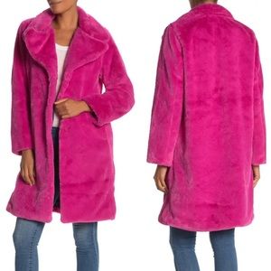 NWT Avec Les Filles Pink Faux fur coat
